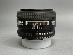 Nikon 50mm f/1.4D AF Nikkor