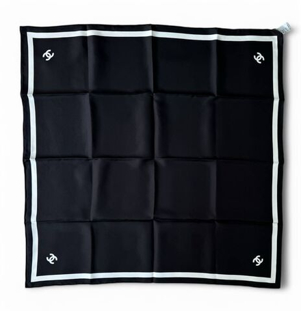 Платок CHANEL 90х90 см