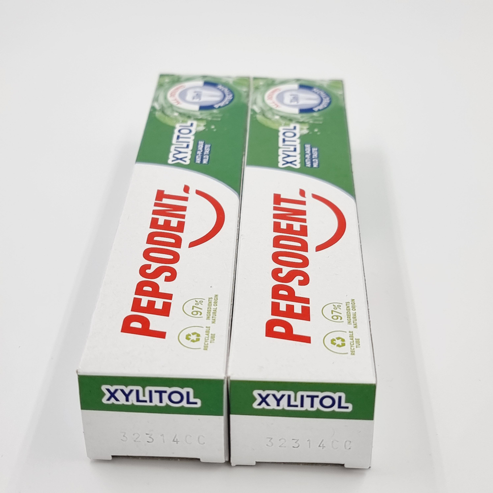 Зубная паста Pepsodent Xylitol Фторсодержащая (2x50) 100 мл 2 шт (Из Финляндии)
