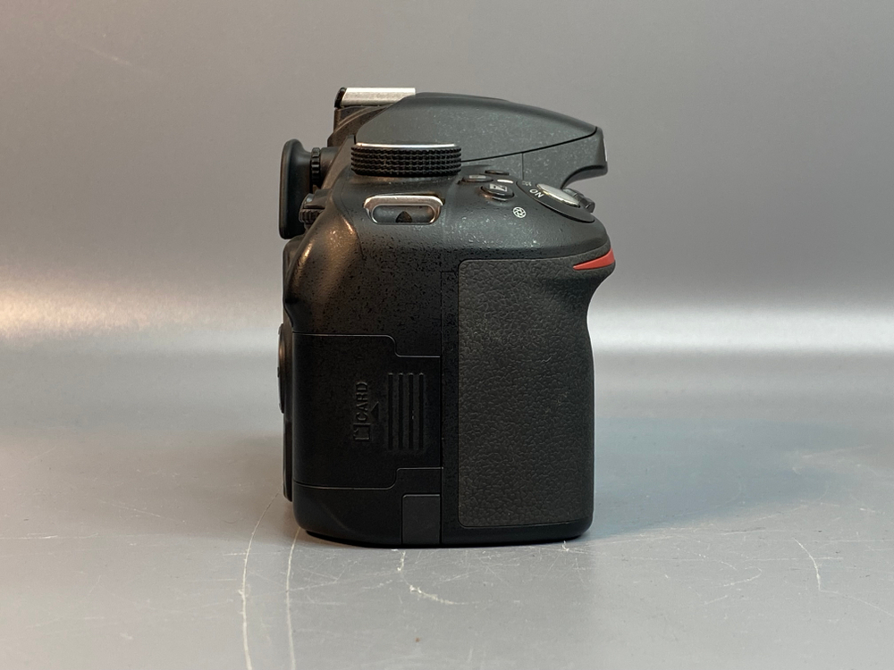 Nikon D3200 kit 18-55mm 3.5-5.6G VR 8603 кадра