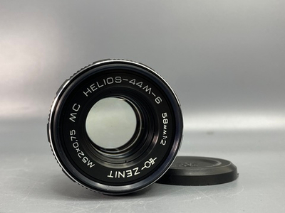 MC Helios-44M-6