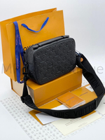 Мужская сумка S-Lock Louis Vuitton из кожи Taurillon премиум класса