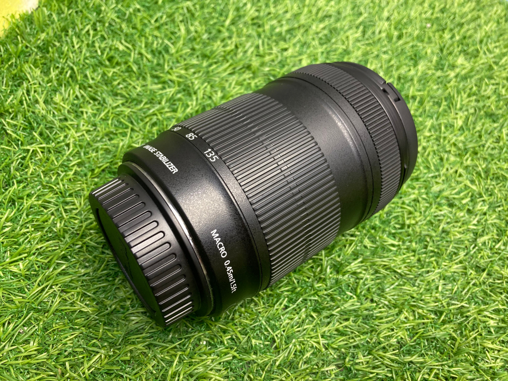 Canon EF-S 18-135mm 3.5-5.6 IS