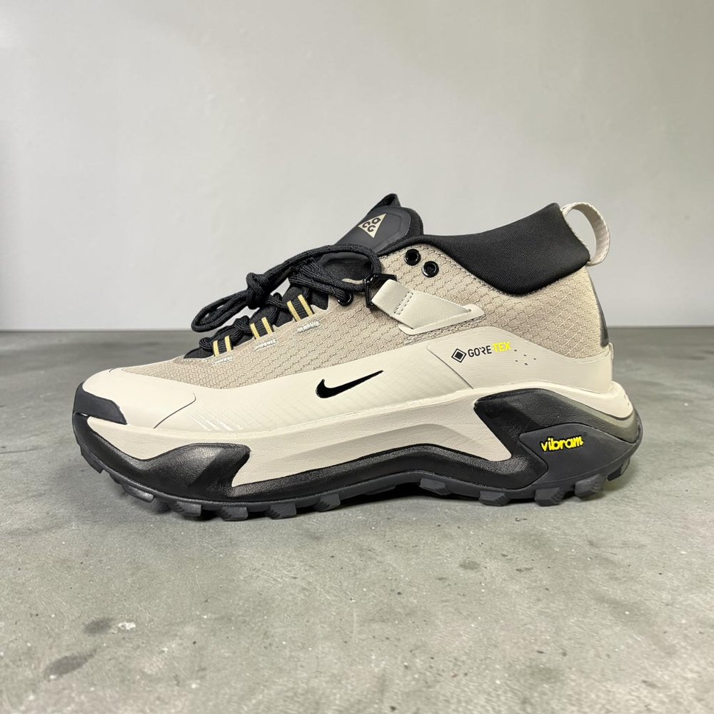 Nike ACG ZoomX Gore-Tex • Black Beige