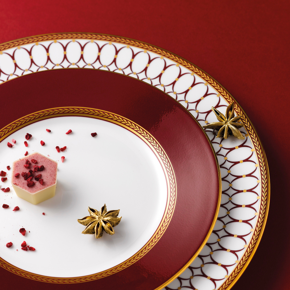 Тарелка десертная 18см Wedgwood Ренессанс красная