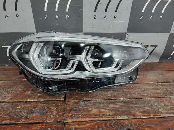 Фара правая LED BMW X3 (G01) X4 (G02) 17-21 Оригинал 63117466120