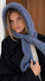 Капор-шарф спицами из пряжи Chante Pelliccia Merino бесплатное описание