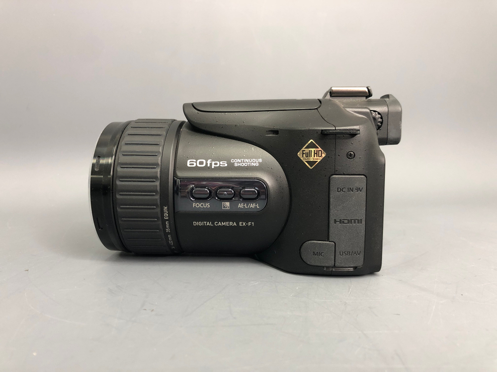 Casio Exilim EX-F1