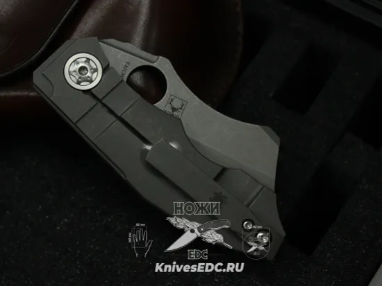 Складной нож Spyderco "Stovepipe" C260TIP - рукоять титан, клинок CPM-20CV