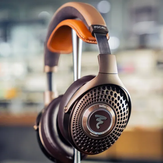 Focal Bathys MG Chestnut