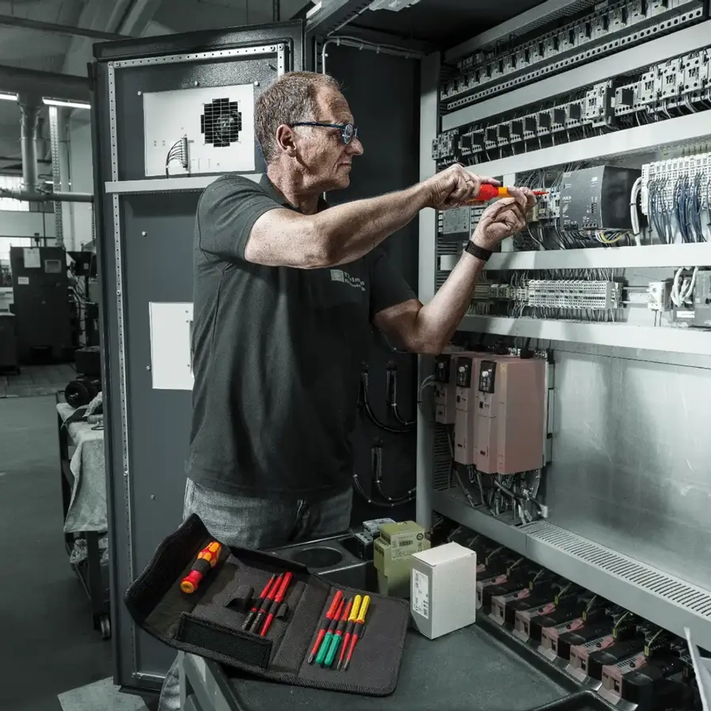 Набор отвёрток Kraftform Kompakt VDE Safe-Torque Basic 1 WERA 05006634001