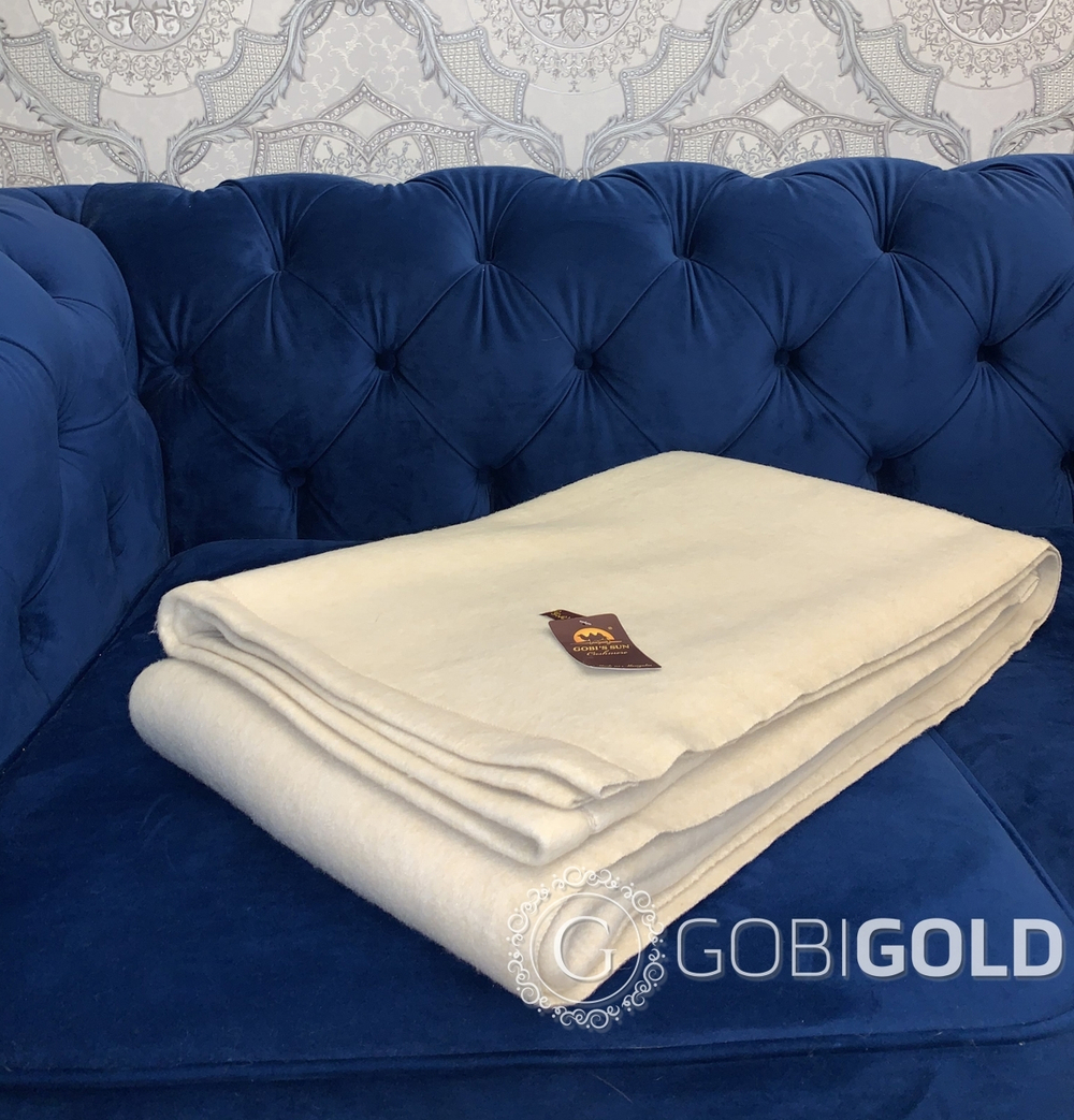 Одеяло тканое из 100% верблюжьей шерсти 150х200 см. (Gobi'S SUN)