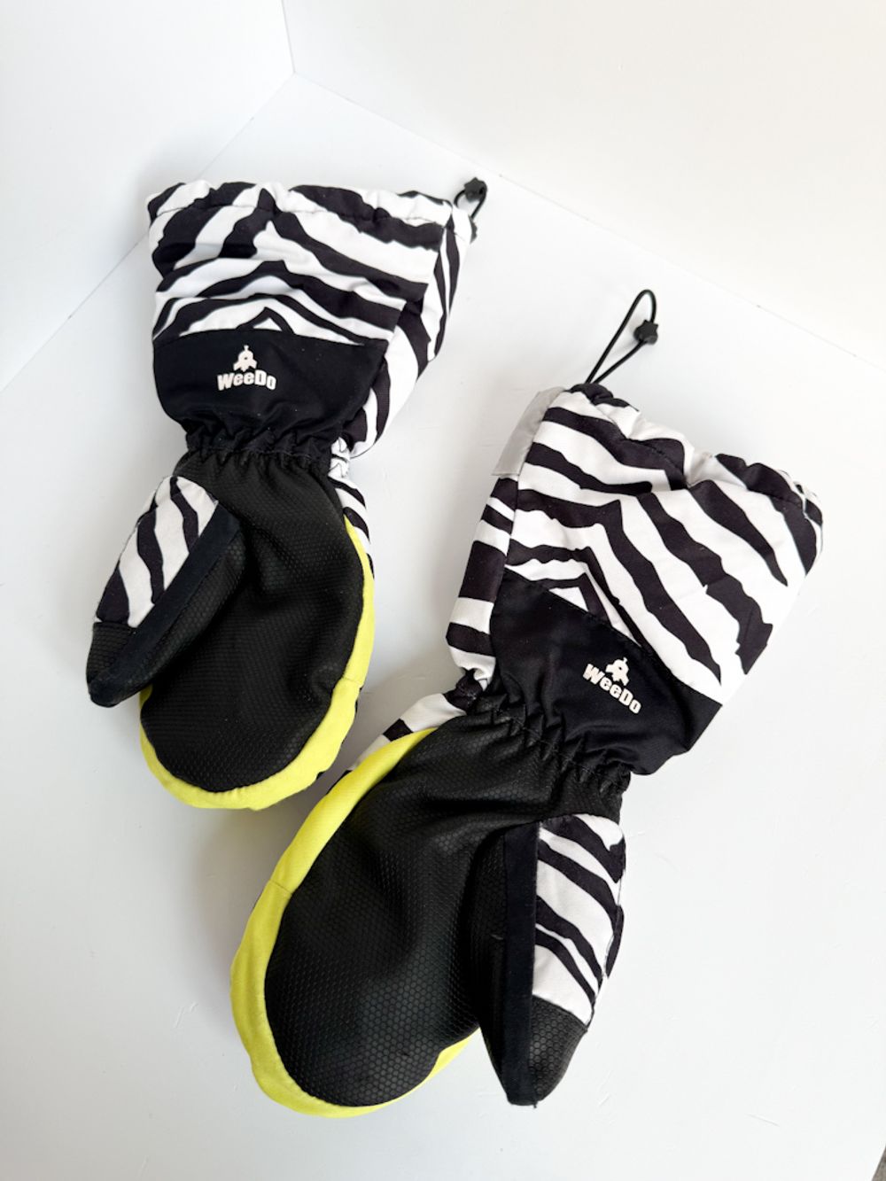 Рукавицы WeeDo Zebra, 152