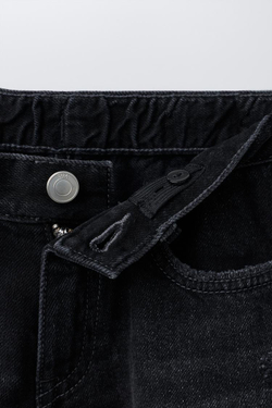 ZARA ДЖИНСОВЫЕ ШОРТЫ С РАЗРЕЗАМИ, ЧЕРНЫЙ