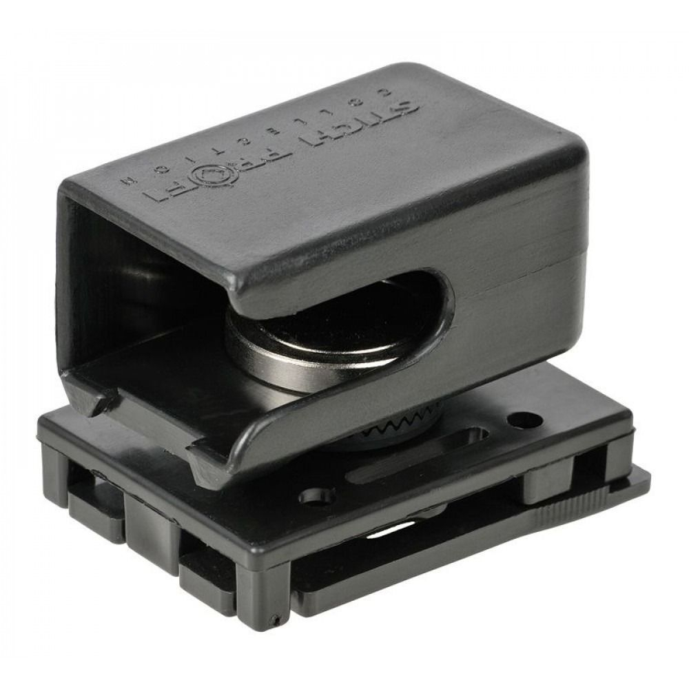 Паучер магнитный универсальный под пистолетный магазин Stich Profi