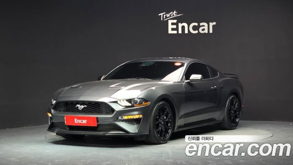 Ford Mustang — 2018