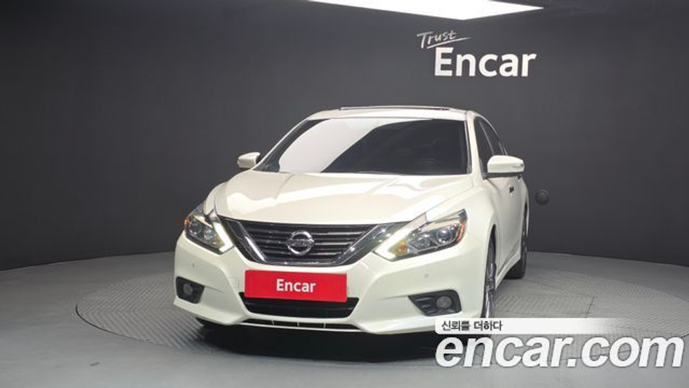 Nissan Altima 2.5 — 2017
