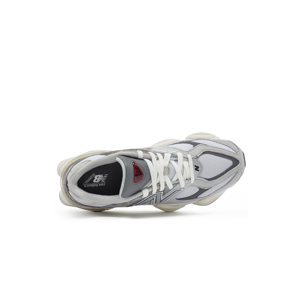 alt="Замшевые накладки и сетка на New Balance 9060 Rain Cloud Grey U9060GRY"