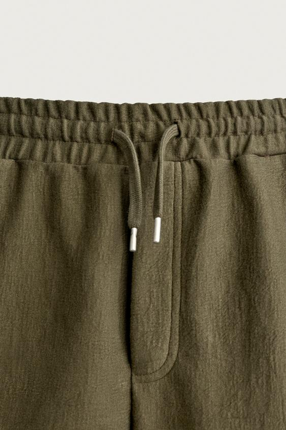 ZARA ШОРТЫ-ДЖОГГЕРЫ ИЗ РЕЛЬЕФНОЙ ТКАНИ, ХАКИ