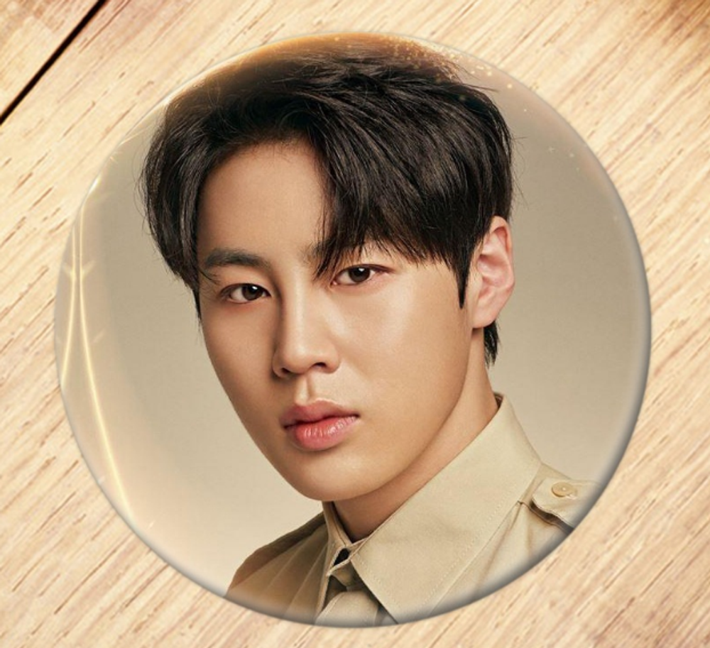 Значок (Wanna One)