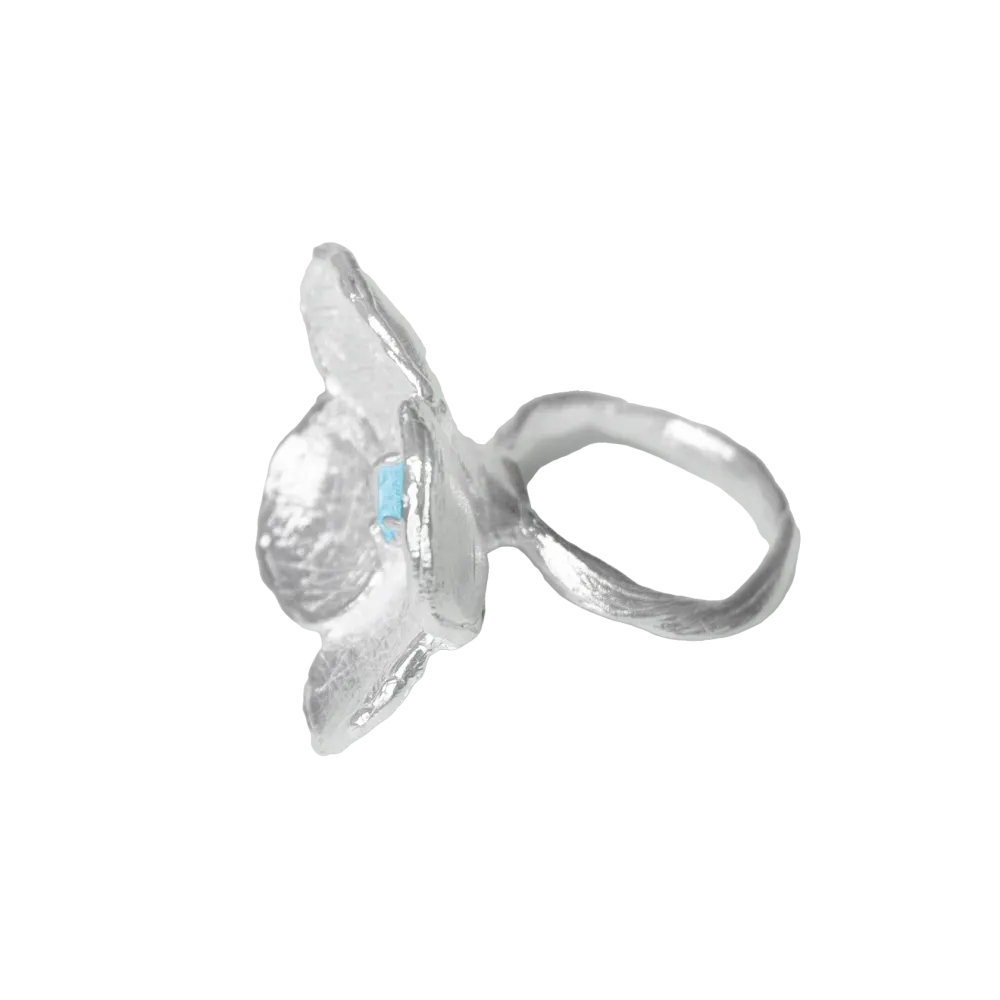 Кольцо Крупный цветок, голубой фианит / Extra Big Blue Flower