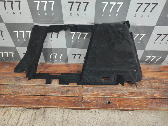 Обшивка багажника левая Geely Tugella 19-нв Б/У Оригинал 8891022552