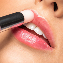 ARTDECO Color Booster - Бальзам укрепляющий естественный цвет губ оттенок Boosting Pink, 3 g