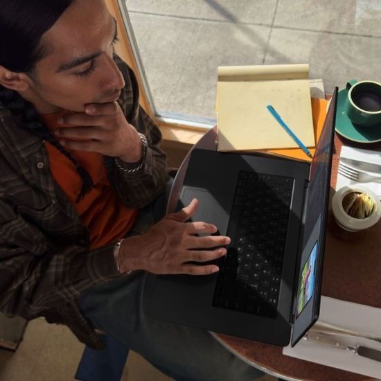 Apple MacBook Pro 16" (M3 Pro 12C CPU, 18C GPU, 2023) 36 ГБ, 512 ГБ SSD, серебристый