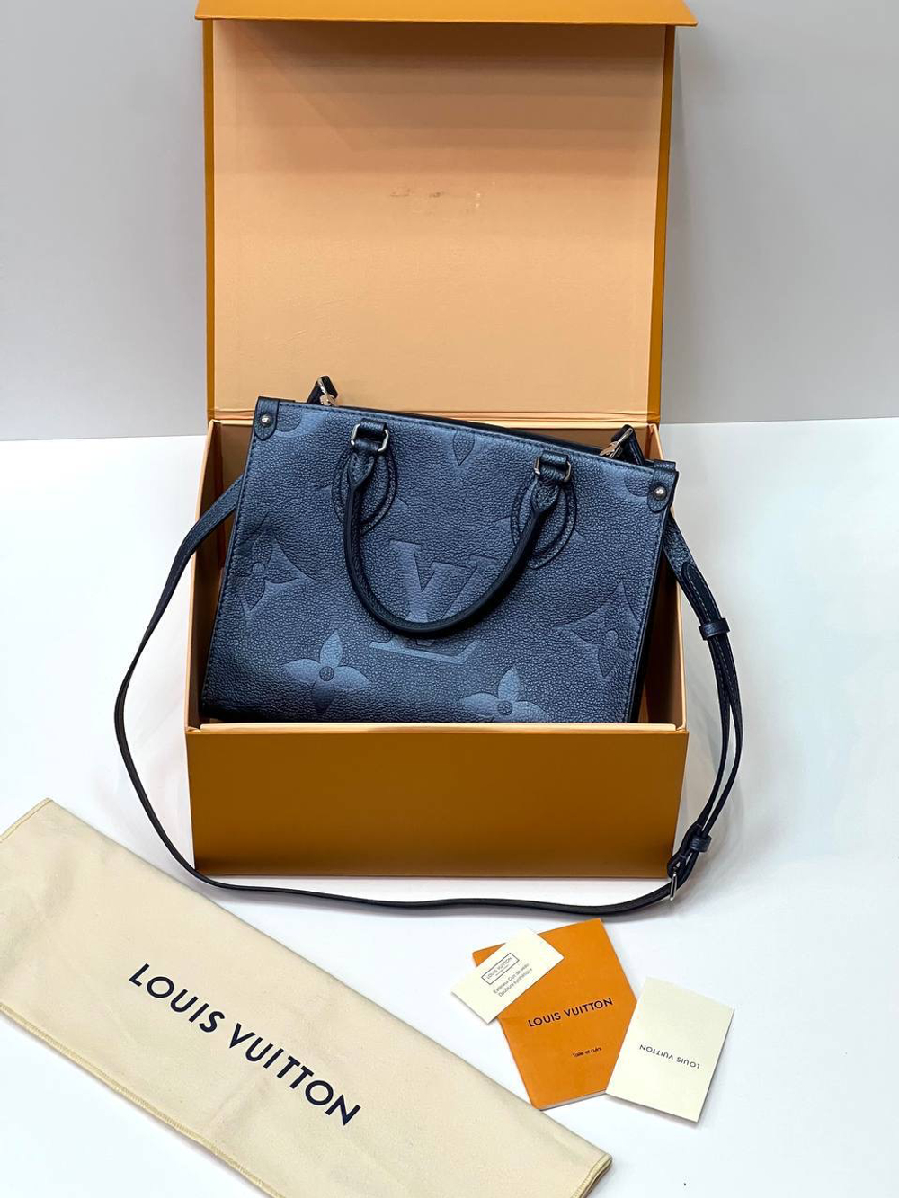 Сумка Louis Vuitton Grand Palais