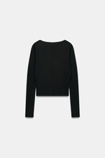 ОБТЯГИВАЮЩАЯ ФУТБОЛКА С ДЛИННЫМИ РУКАВАМИ — ZARA