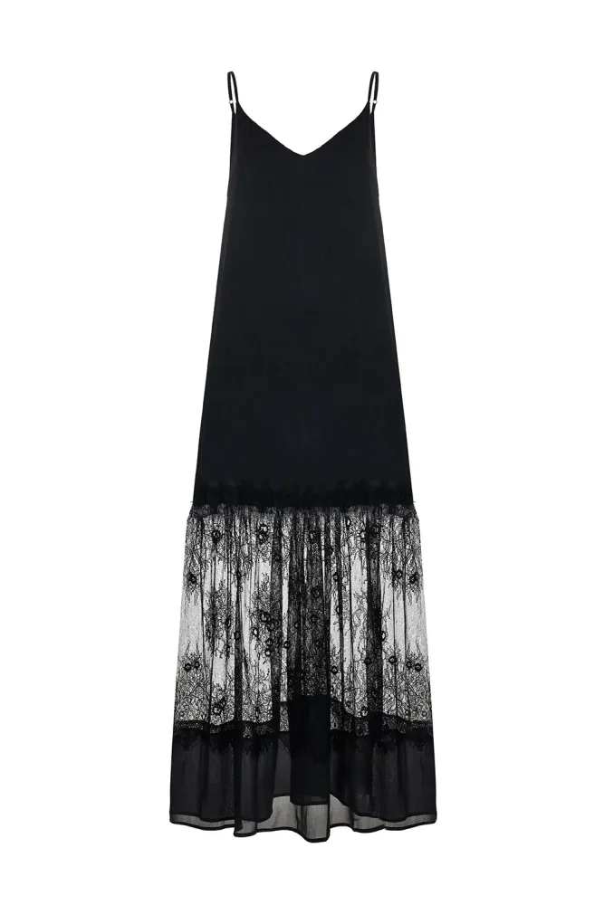 Платье сарафан с кружевом