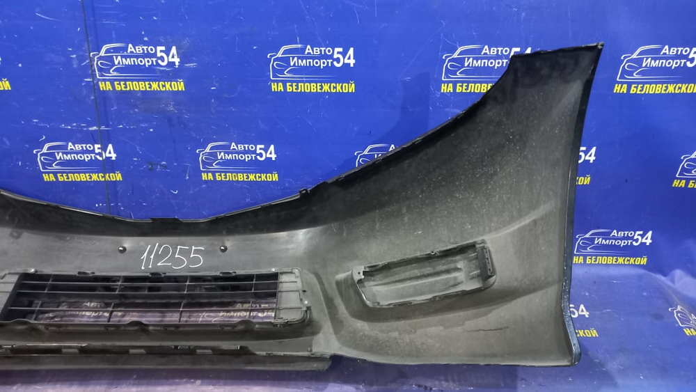 Бампер передний Honda FIT SHUTTLE 2011-2013