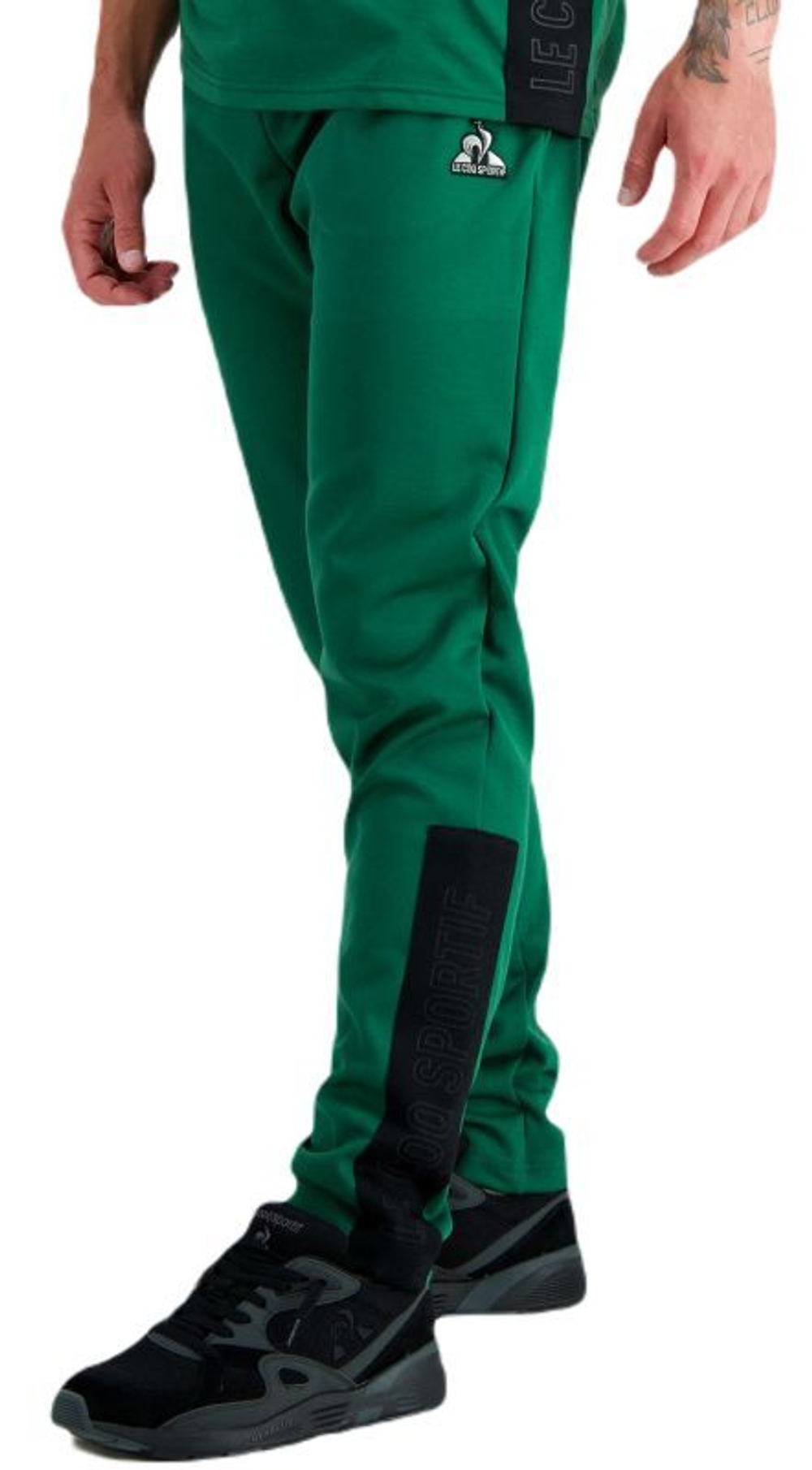 Мужские теннисные штаны Le Coq TECH Pant Tapered N°1 SS23 - vert foncé camuset