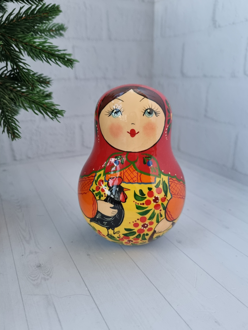 Неваляшка с курочкой