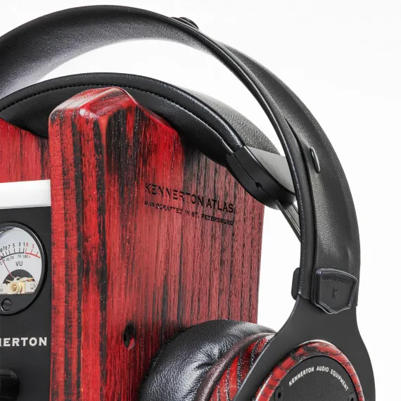 Kennerton Meister + Kennerton Atlas Red