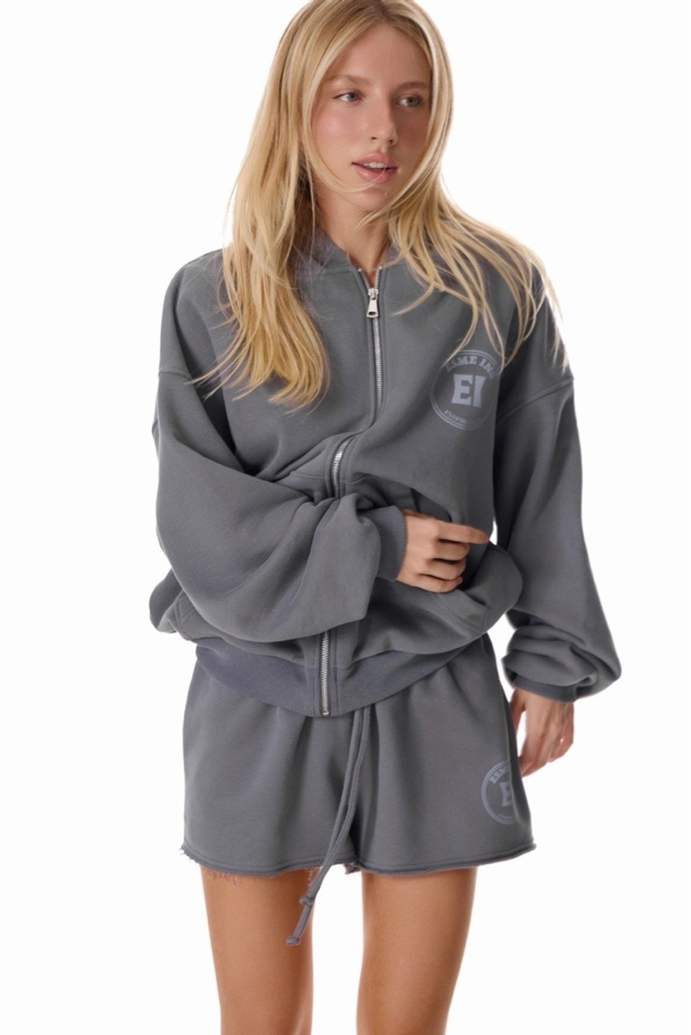 GRAY SHORTS CLUB ESME