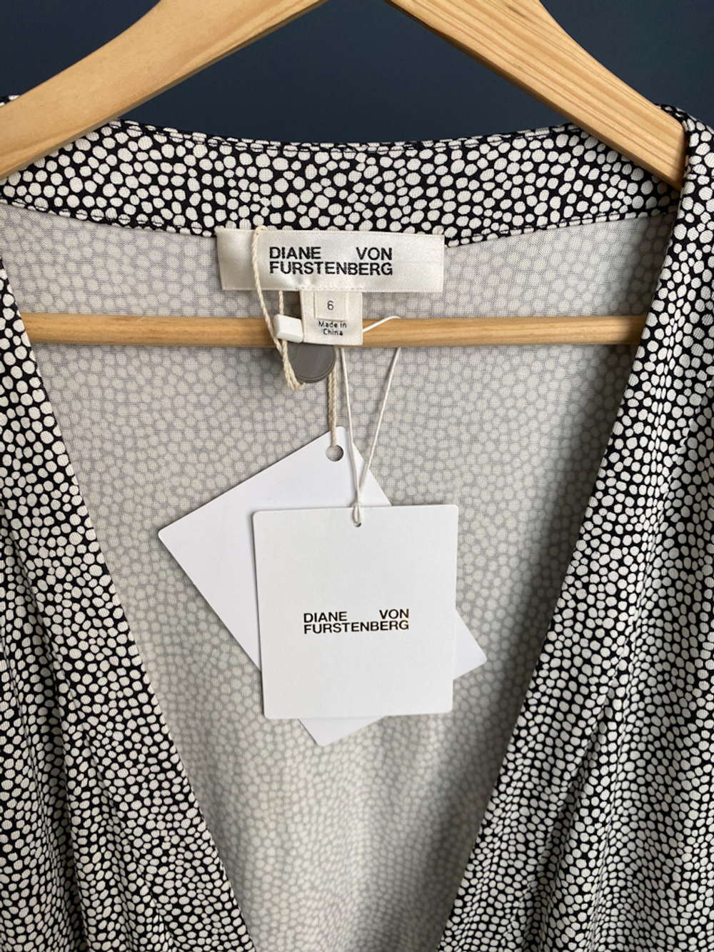 Новое шелковое платье Diane von Furstenberg, S