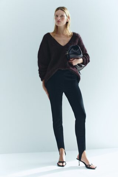 Джемпер оверсайз из мохера — V-образный вырез - H&M