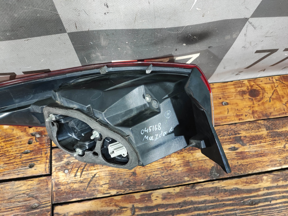 Фонарь зaдний пpавый Mazda 6 (GJ) 12-18 Б/У Оригинал GHK151150B