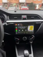 Магнитола для KIA Rio 4, Rio X-Line 2017-2020 (рамка без кнопки) - FarCar S400-TS18 монитор 9.5" QLED на Android 14, CarPlay, 4G SIM-слот