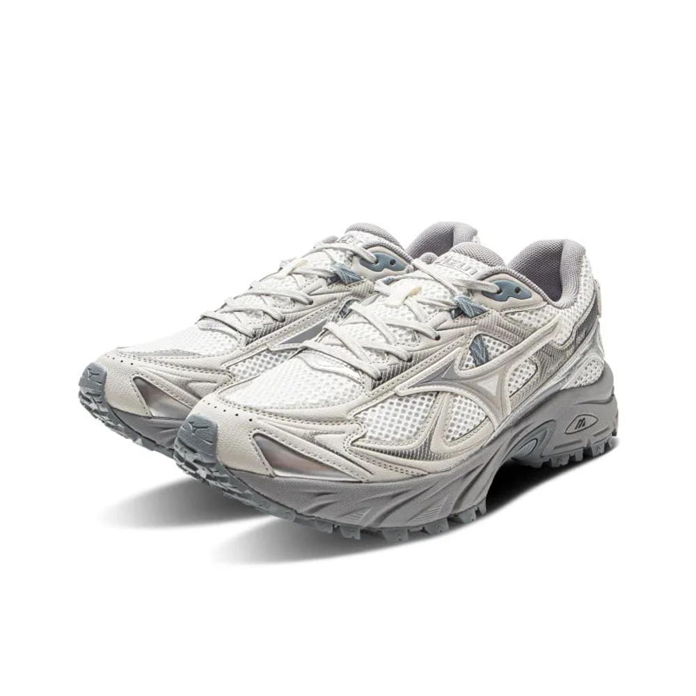 alt="Детализация замшевого верха Mizuno FIYI TL Grey Silver"