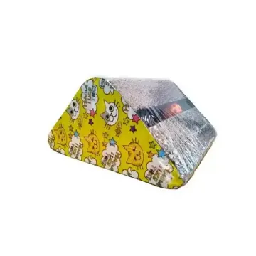 УЮТ Когтеточка для кошек из гофрокартона треугольная с мячиками (30*28*21)