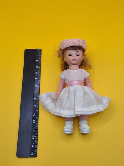 Коллекционная кукла Madame Alexander McDonalds винтаж 032212