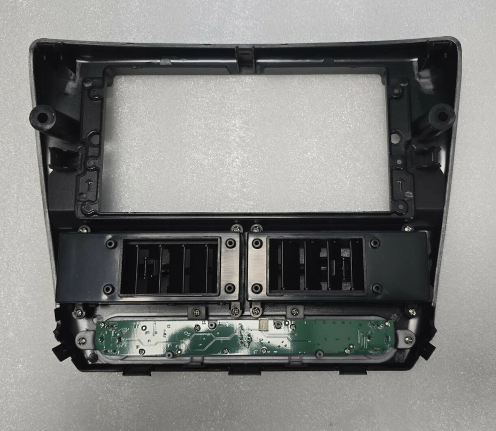 Установочный комплект для SUBARU Forester 2008-2013 KUBERG AW-1212