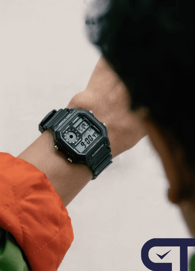 Casio AE-1200WH-1A — мужские электронные часы с мировым временем