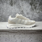 Adidas Retropy E5 • White