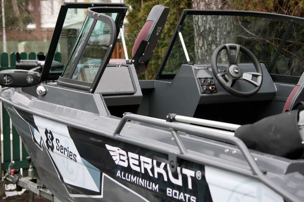 Алюминиевая лодка BERKUT S-FISHER