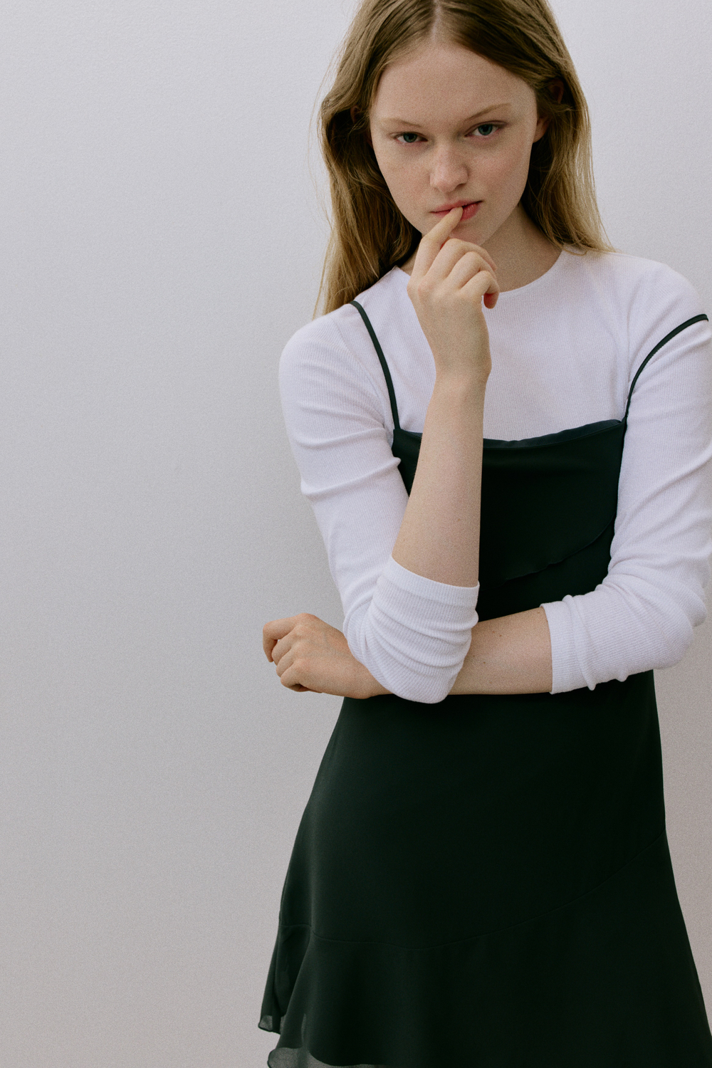 Шифоновое платье со шнуровкой на спине - H&M