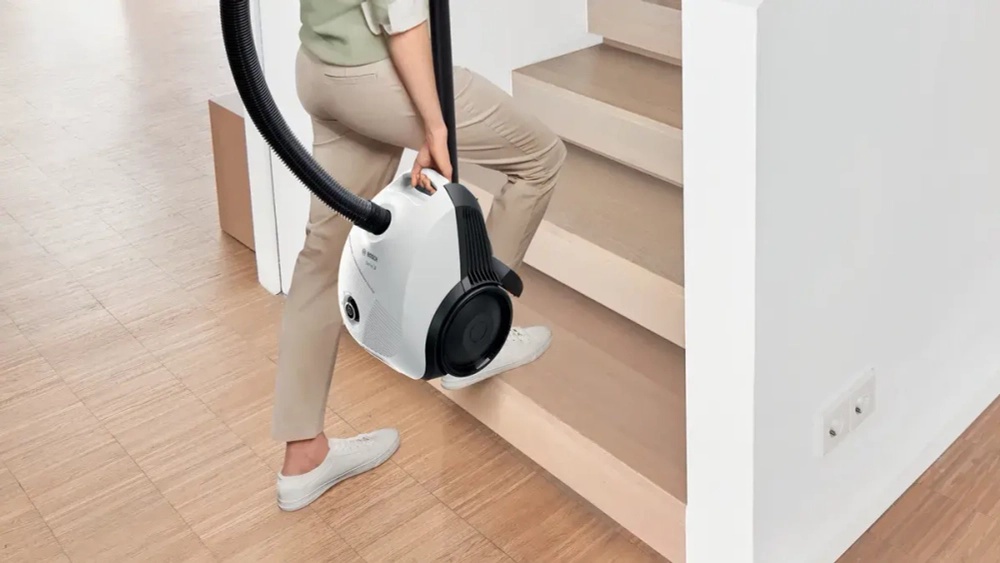 Пылесос Bosch BGLS2WH1H