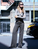Женские брюки прямого кроя в полоску - BERSHKA